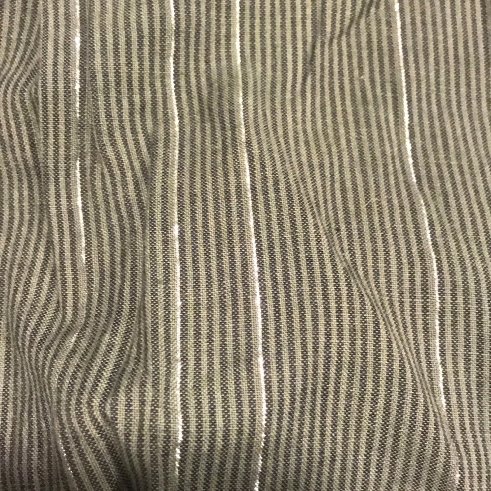 NWT - Lilla P Crossfront Silver Sage Blouse - Picture 7 of 9